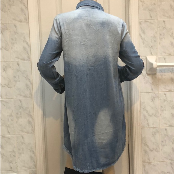 LIGHT BLUE BUTTON DOWN DENIM DRESS - Picture 7 of 7